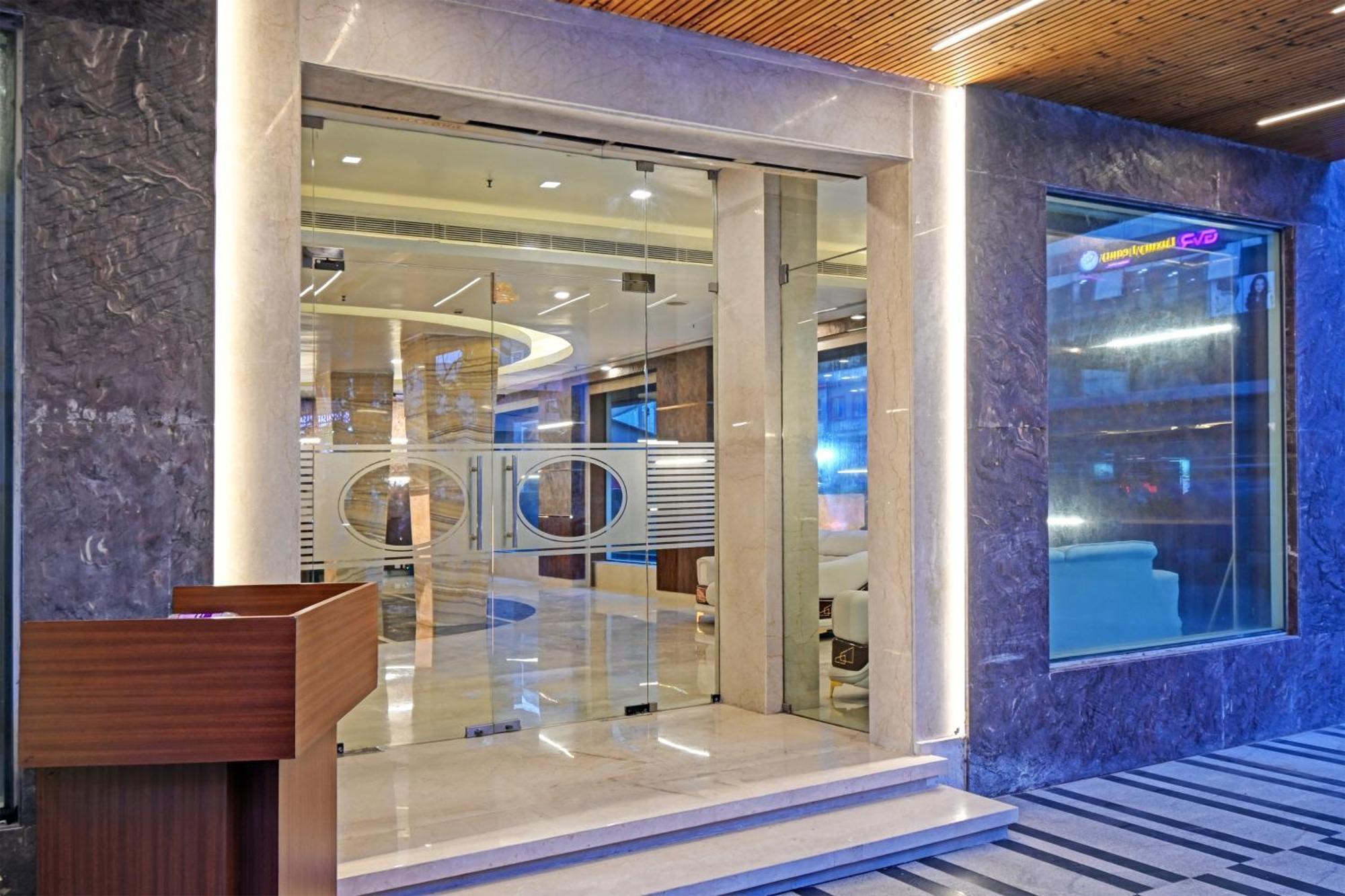 Palette Madhapur Hotel Hyderabad Bagian luar foto